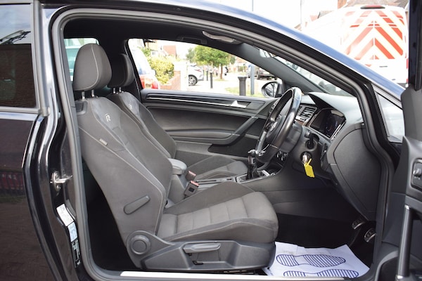 Used Volkswagen Golf 2017 for sale - 75770078: Photo 6
