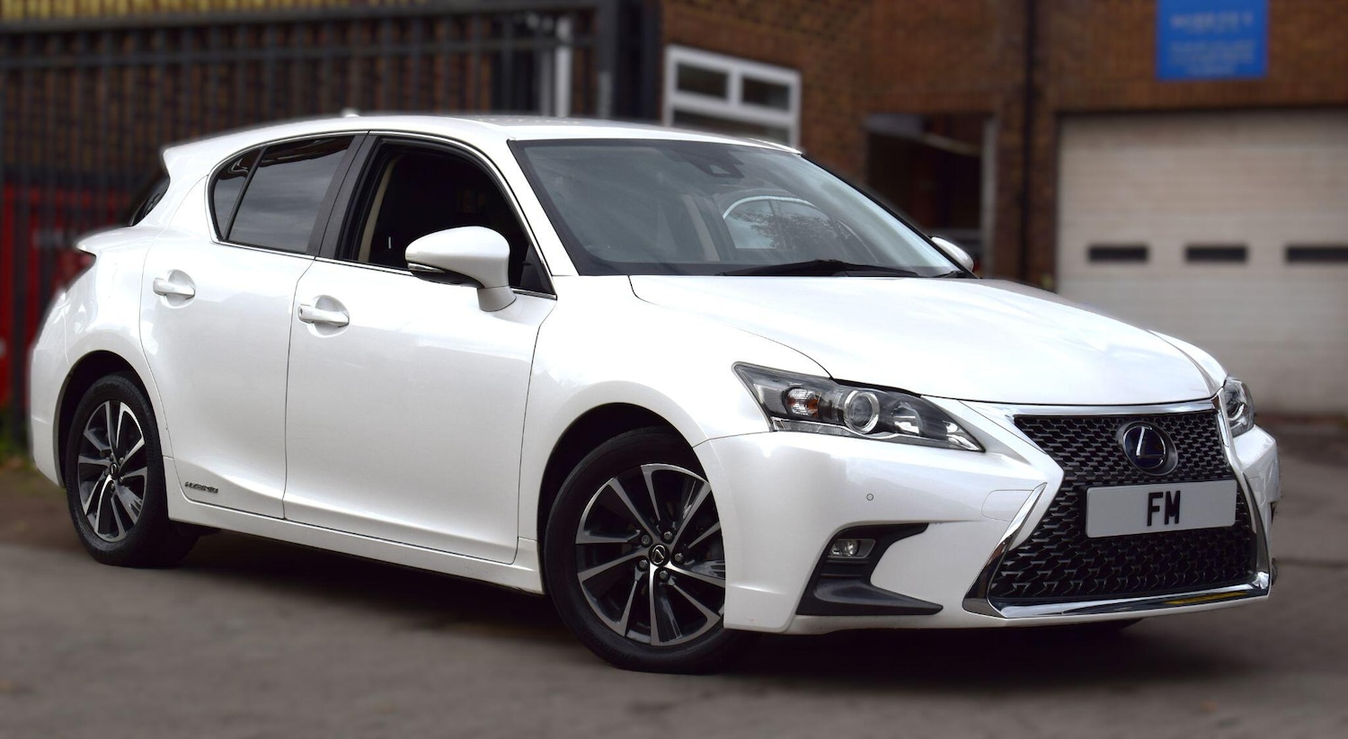 Used Lexus CT 2019 for sale - 76398916: Photo 1