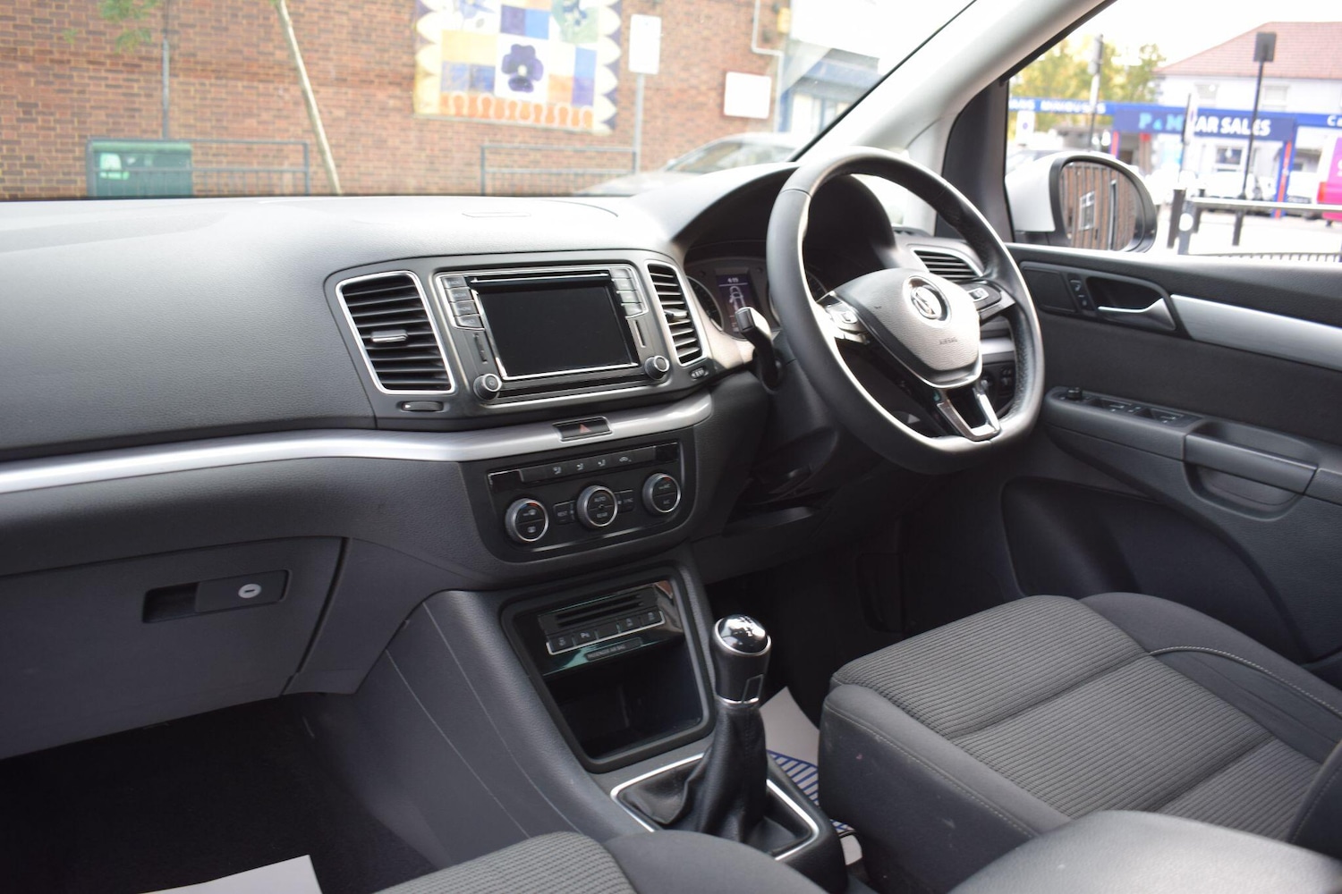 Used Volkswagen Sharan 2020 for sale - 76136221: Photo 2