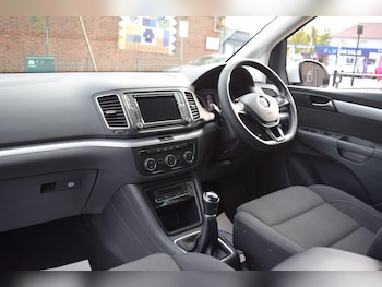 Used Volkswagen Sharan 2020 for sale - 76136221: Photo 2