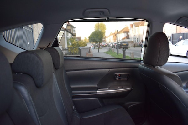 Used Toyota Prius+ 2020 for sale - 76189550: Photo 15