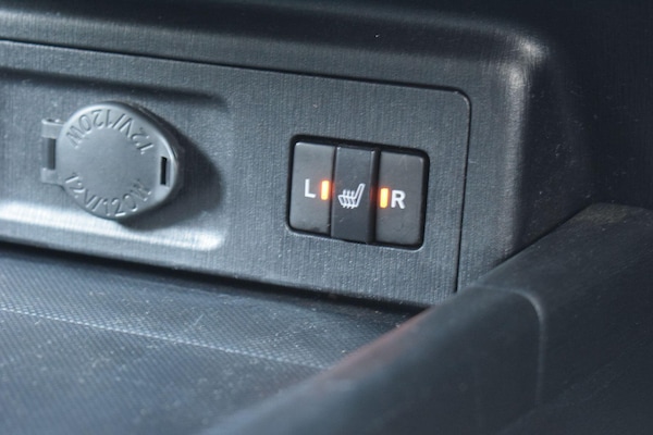 Used Toyota Prius+ 2020 for sale - 76189550: Photo 35