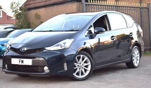 Used Toyota Prius+ 2020 for sale - 76189550: Photo 3