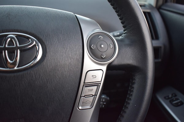 Used Toyota Prius+ 2020 for sale - 76189550: Photo 41