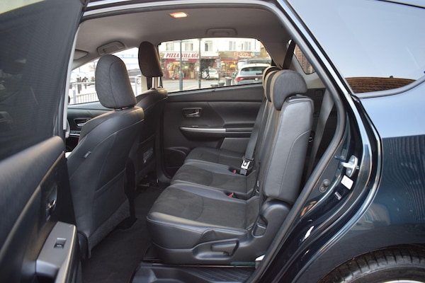 Used Toyota Prius+ 2020 for sale - 76189550: Photo 8