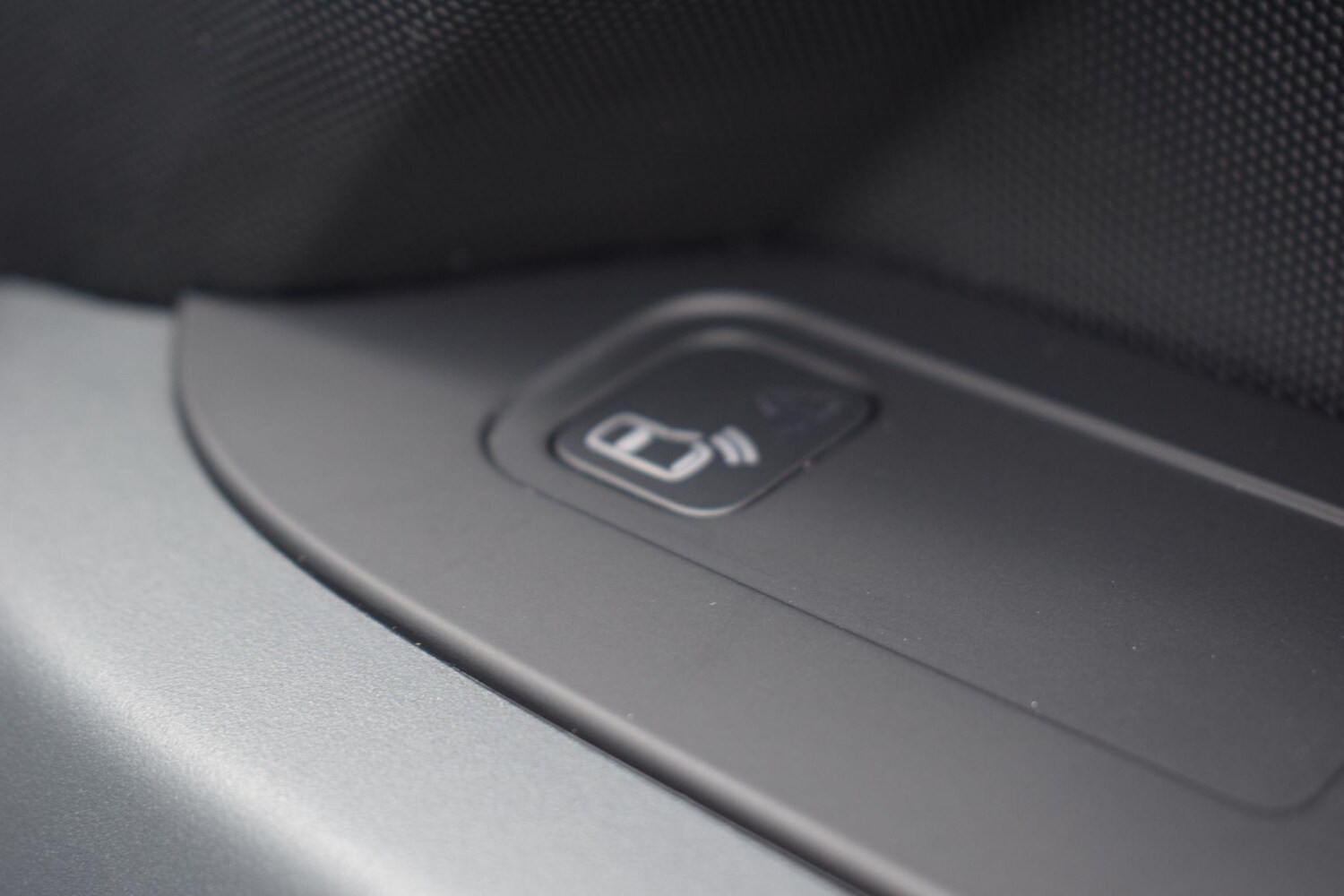 Used Land Rover Defender 90 for sale - 78156944: Photo 26