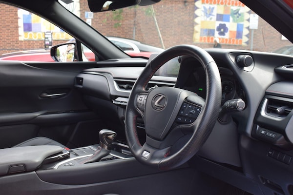 Used Lexus UX 2022 for sale - 75519172: Photo 2