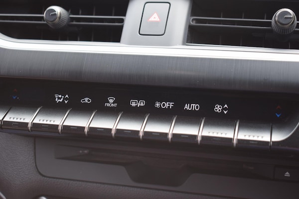 Used Lexus UX 2022 for sale - 75519172: Photo 35