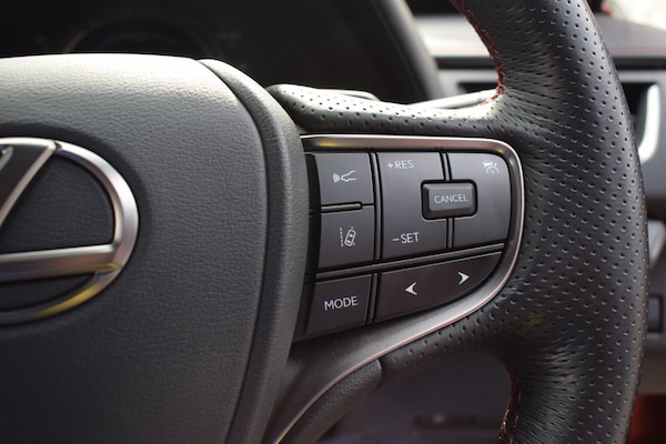 Used Lexus UX 2022 for sale - 75519172: Photo 40