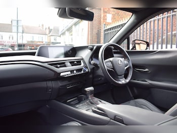 Used Lexus UX 2022 for sale - 75519172: Photo