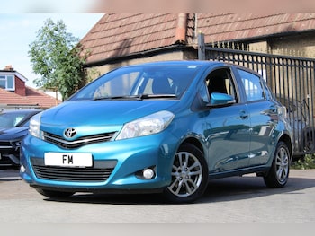 Used Toyota Yaris 2014 for sale - 79532589: Photo