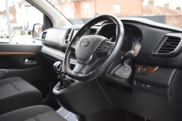 Used Toyota PROACE CITY Verso 2020 for sale - 76314261: Photo 16