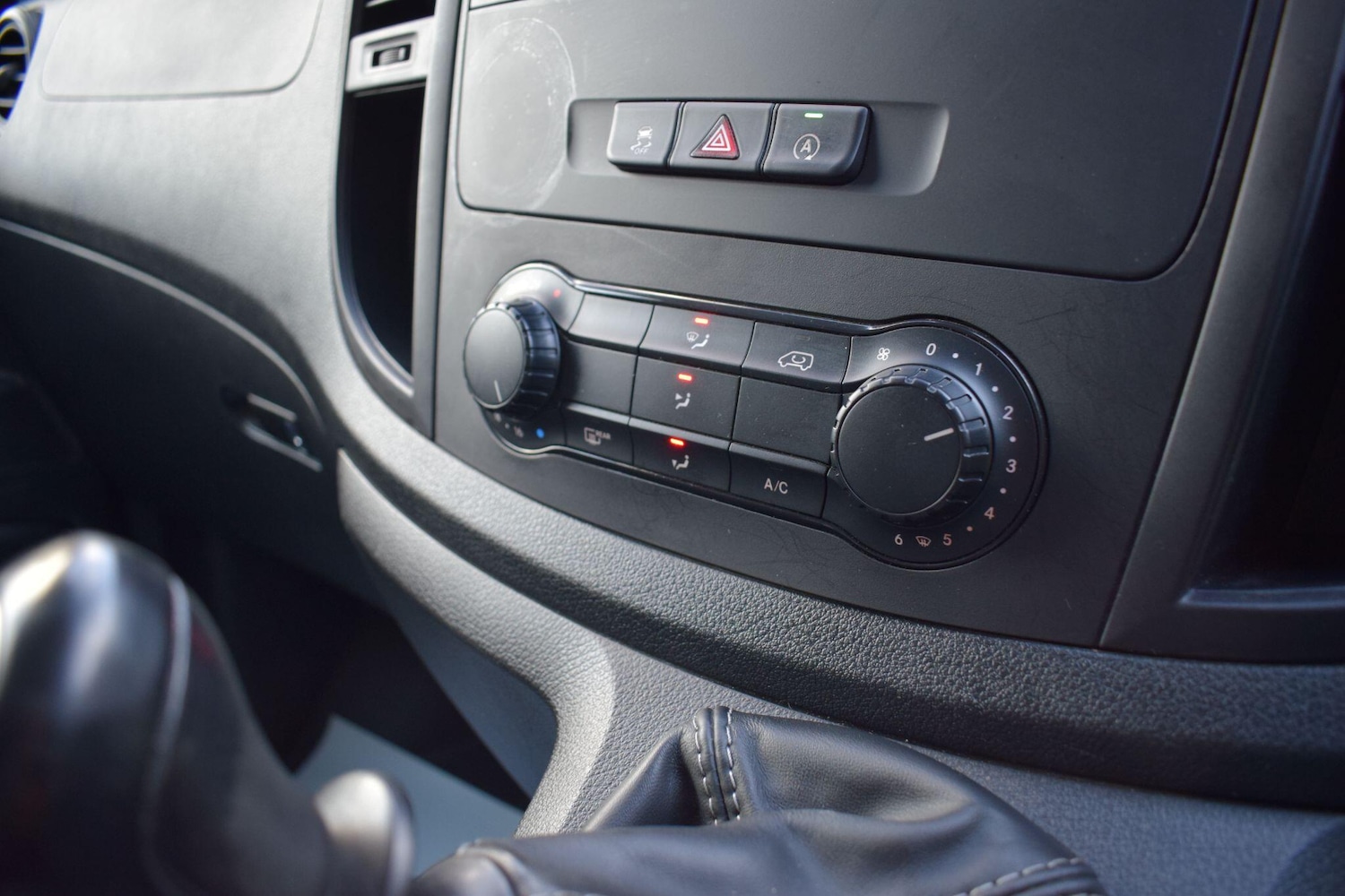 Used Mercedes-Benz Vito 2019 for sale - 77424698: Photo 29