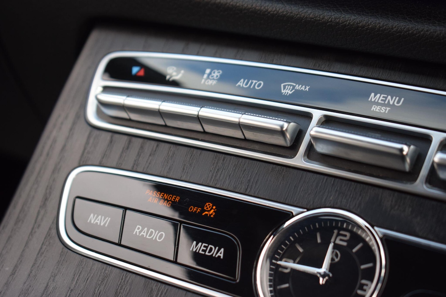 Used Mercedes-Benz E Class 2018 for sale - 76689766: Photo 40