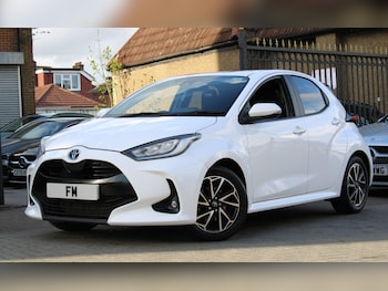 Used Toyota Yaris 2023 for sale - 78276463: Photo