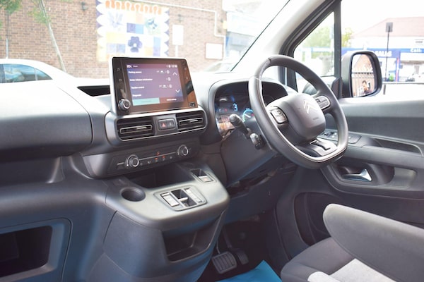 Used Citroen Berlingo 2023 for sale - 76215270: Photo 2