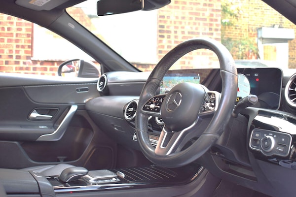 Used Mercedes-Benz A-Class 2020 for sale - 75563328: Photo 2