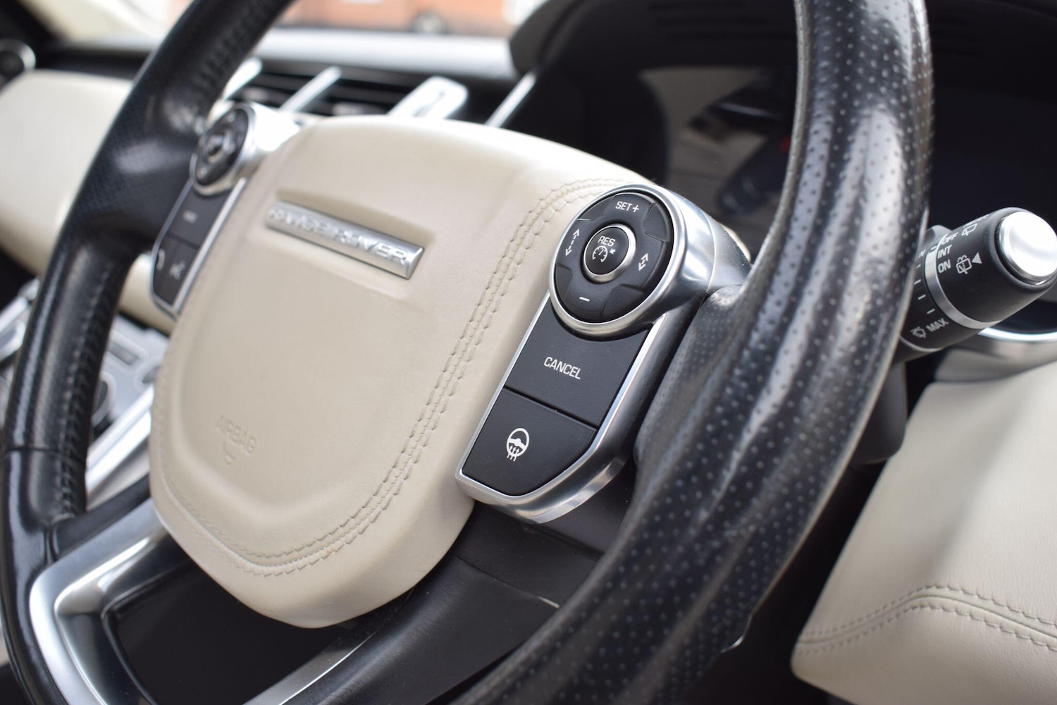 Used Land Rover Range Rover Sport 2016 for sale - 76349372: Photo 37