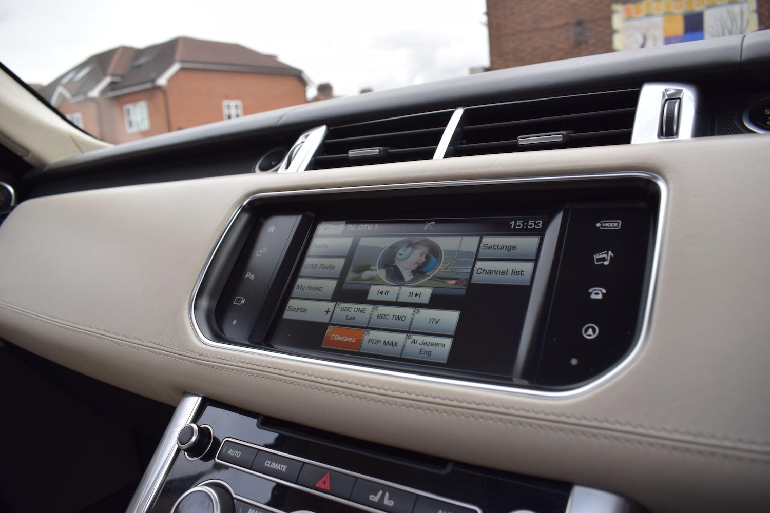 Used Land Rover Range Rover Sport 2016 for sale - 76349372: Photo 45