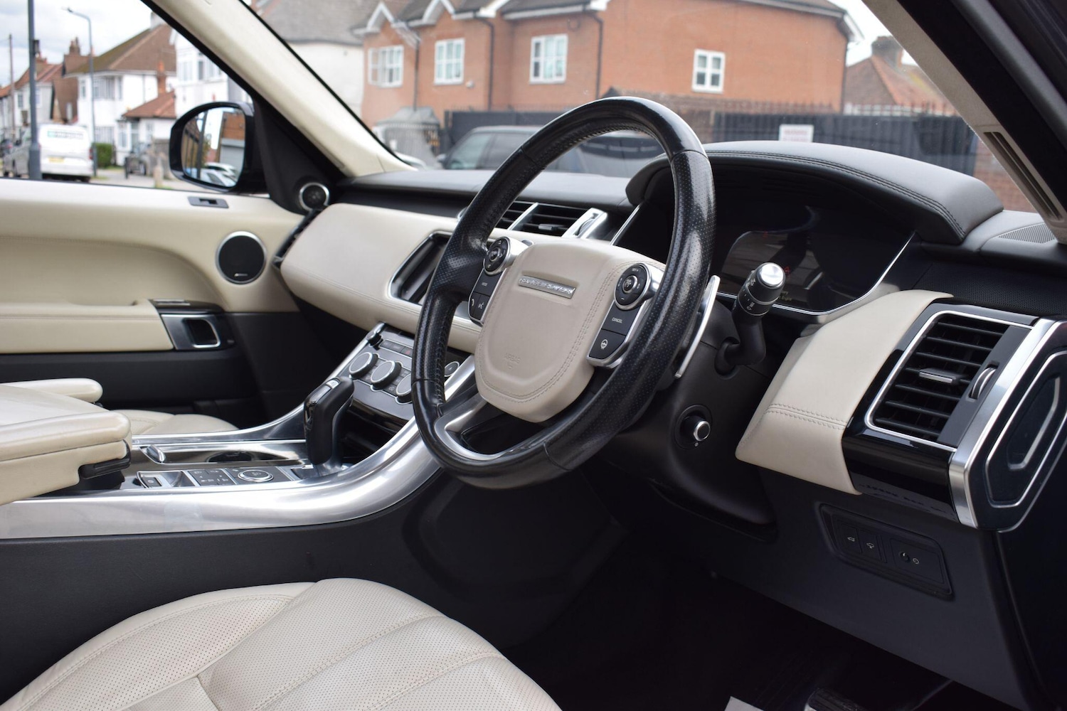 Used Land Rover Range Rover Sport 2016 for sale - 76349372: Photo 5