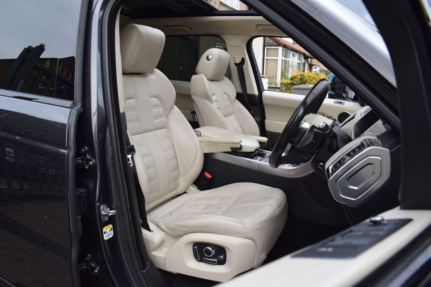 Used Land Rover Range Rover Sport 2016 for sale - 76349372: Photo 7