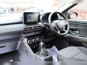 Used Dacia Jogger 2025 for sale - 78504899: Photo