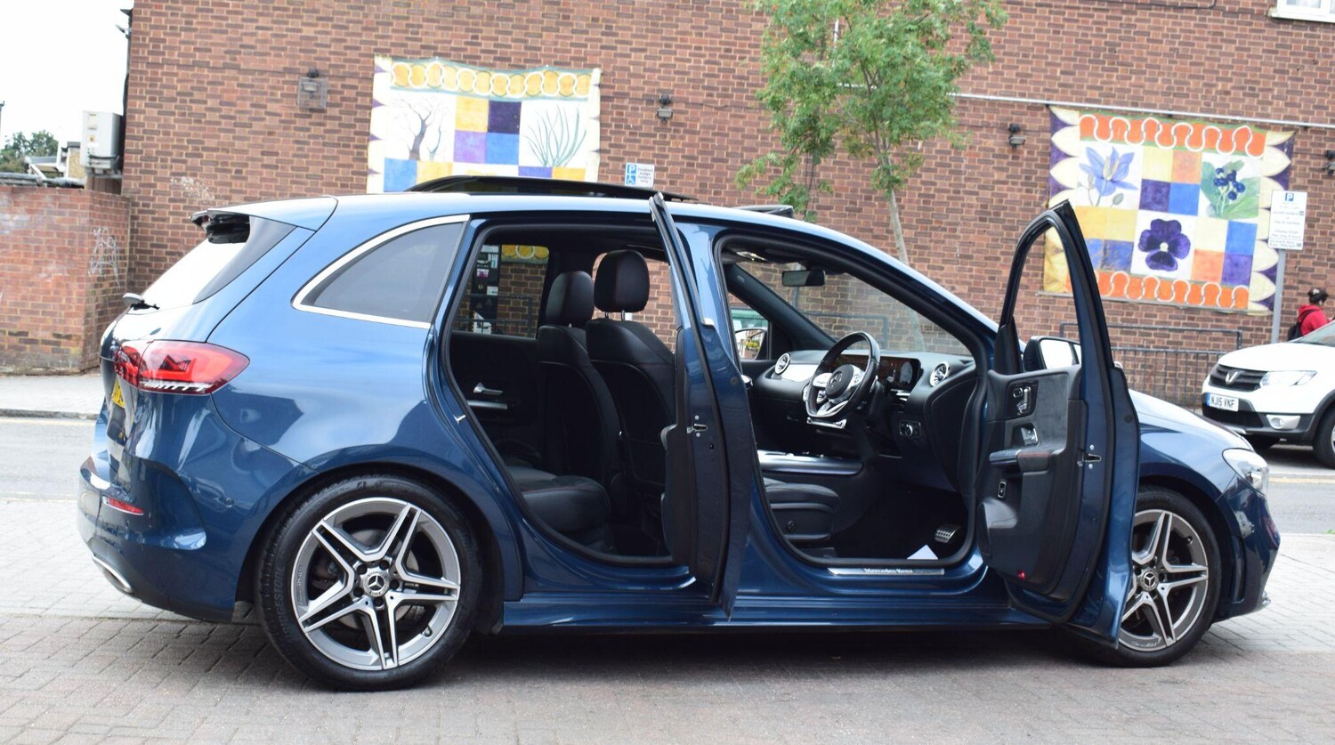 Vehicle 29