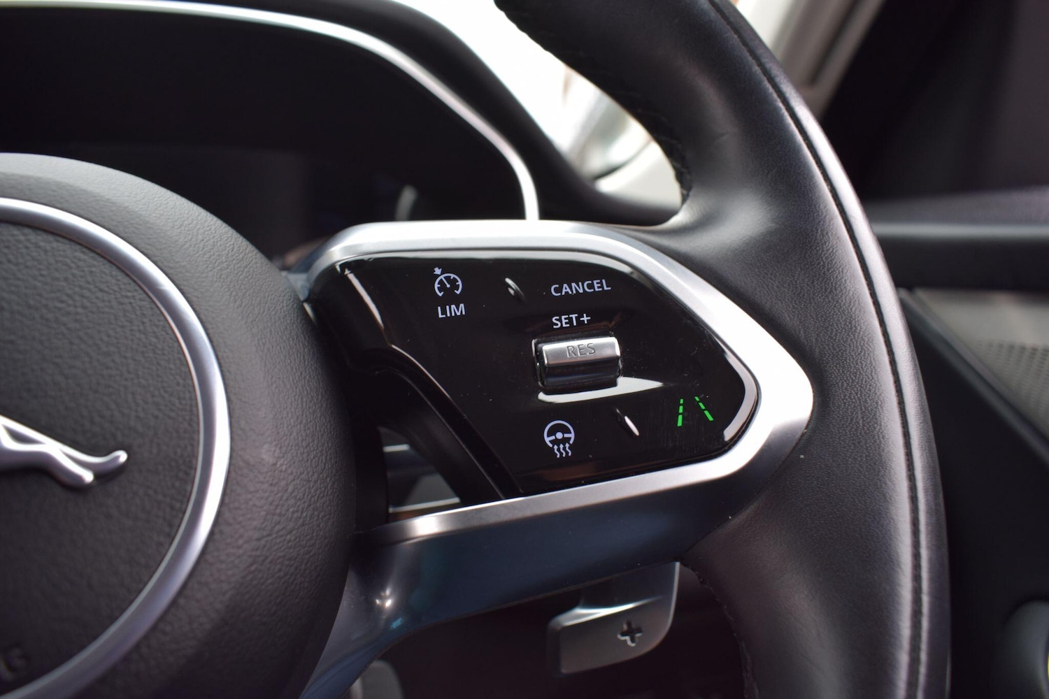 Used Jaguar F-Pace 2021 for sale - 78100607: Photo 36