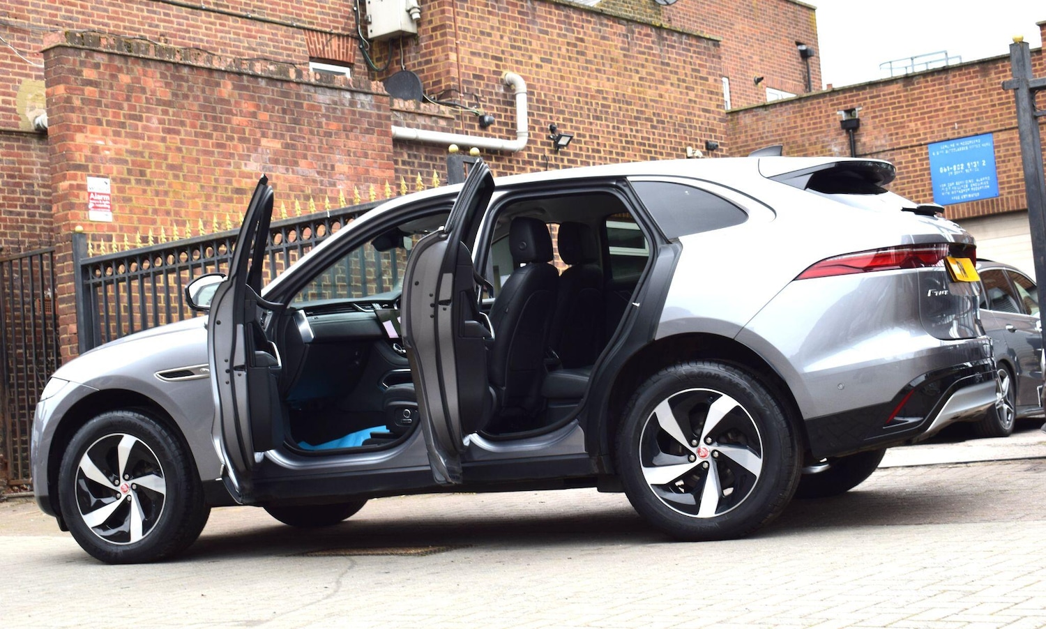 Used Jaguar F-Pace 2021 for sale - 78100607: Photo 8