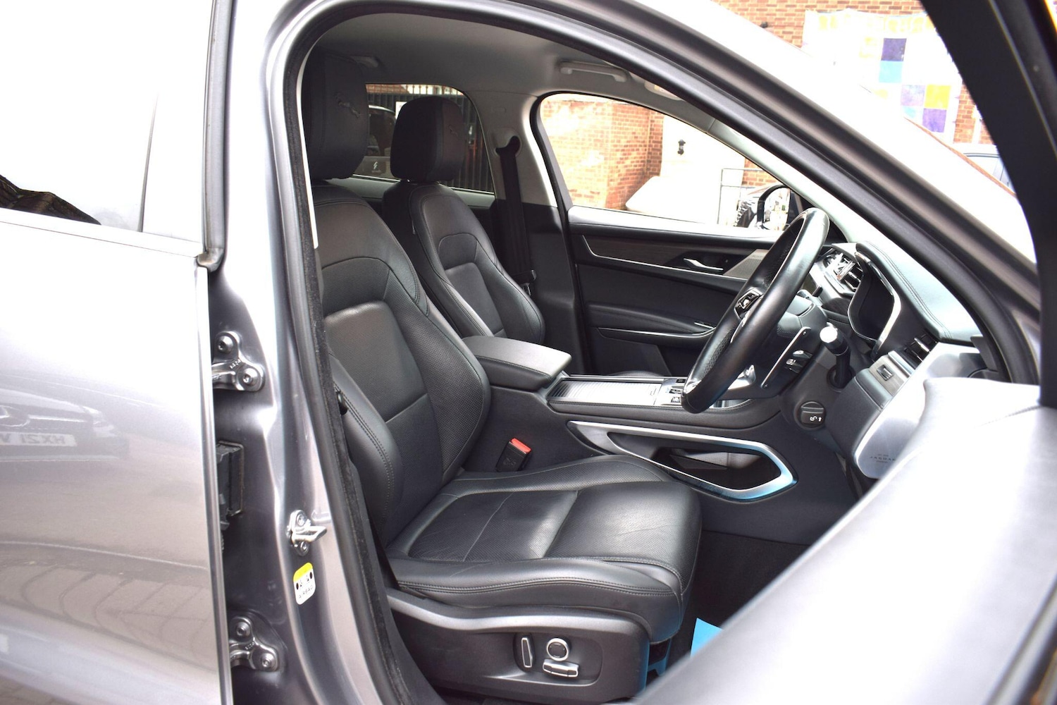 Used Jaguar F-Pace 2021 for sale - 78100607: Photo 9