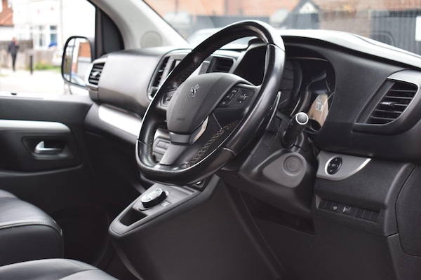 Used Peugeot Traveller 2020 for sale - 76085013: Photo 10