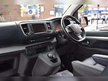 Used Peugeot Traveller 2020 for sale - 76085013: Photo