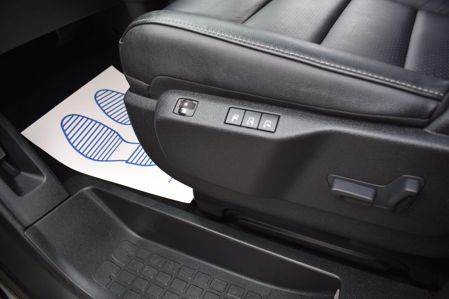 Used Peugeot Traveller 2020 for sale - 76085013: Photo 38