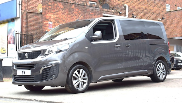 Used Peugeot Traveller 2020 for sale - 76085013: Photo 41