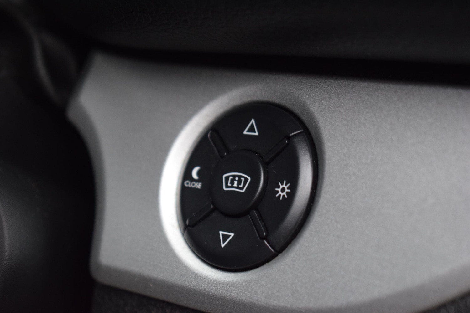 Used Peugeot Traveller 2020 for sale - 76085013: Photo 45