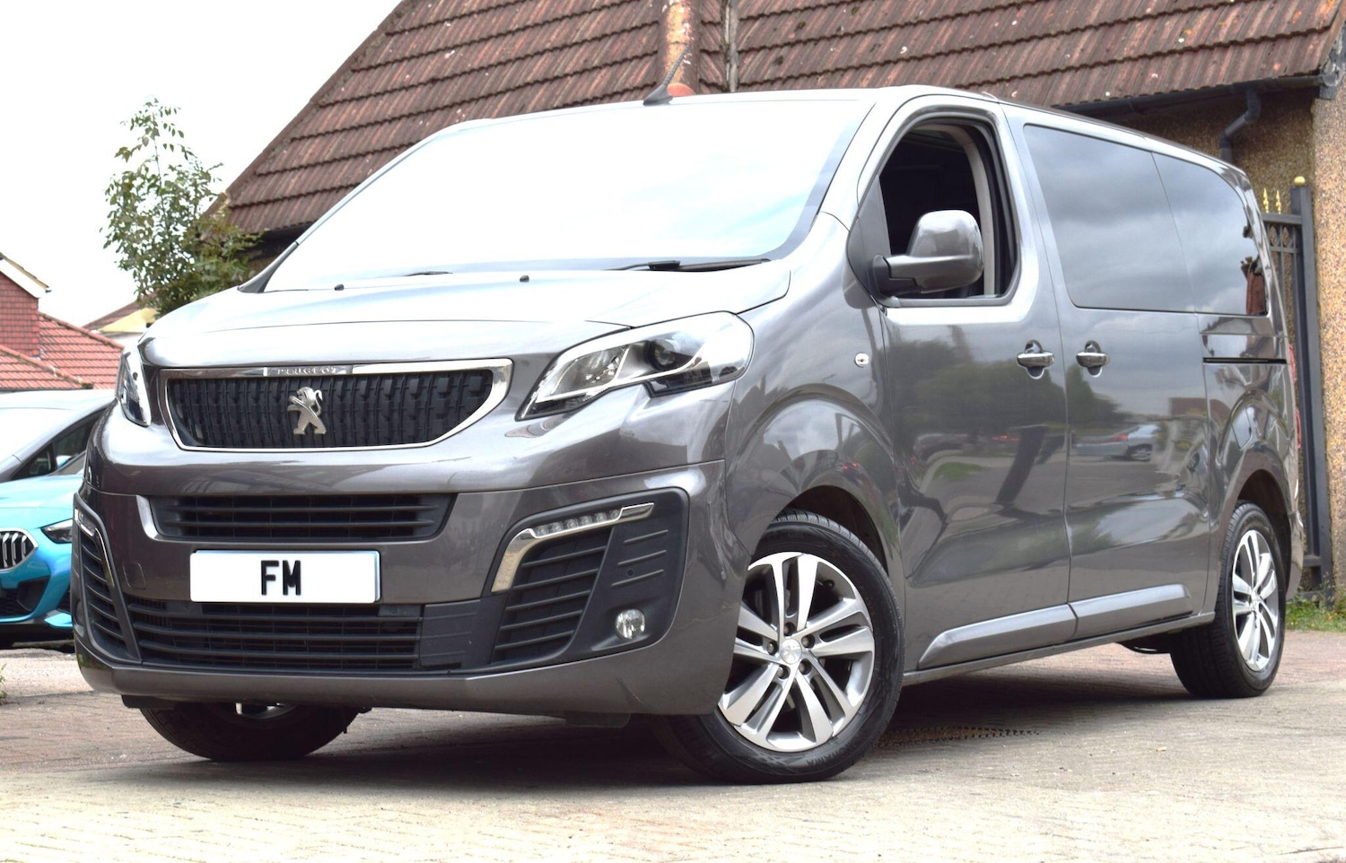 Used Peugeot Traveller 2020 for sale - 76085013: Photo 6