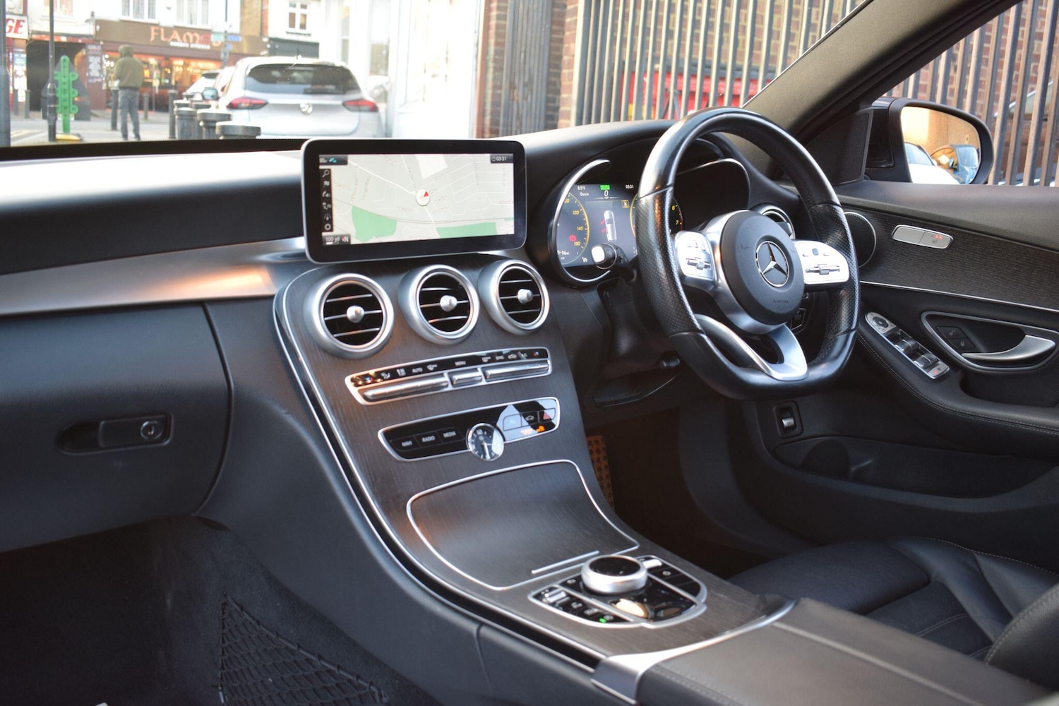 Used Mercedes-Benz C Class for sale - 77267777: Photo 2