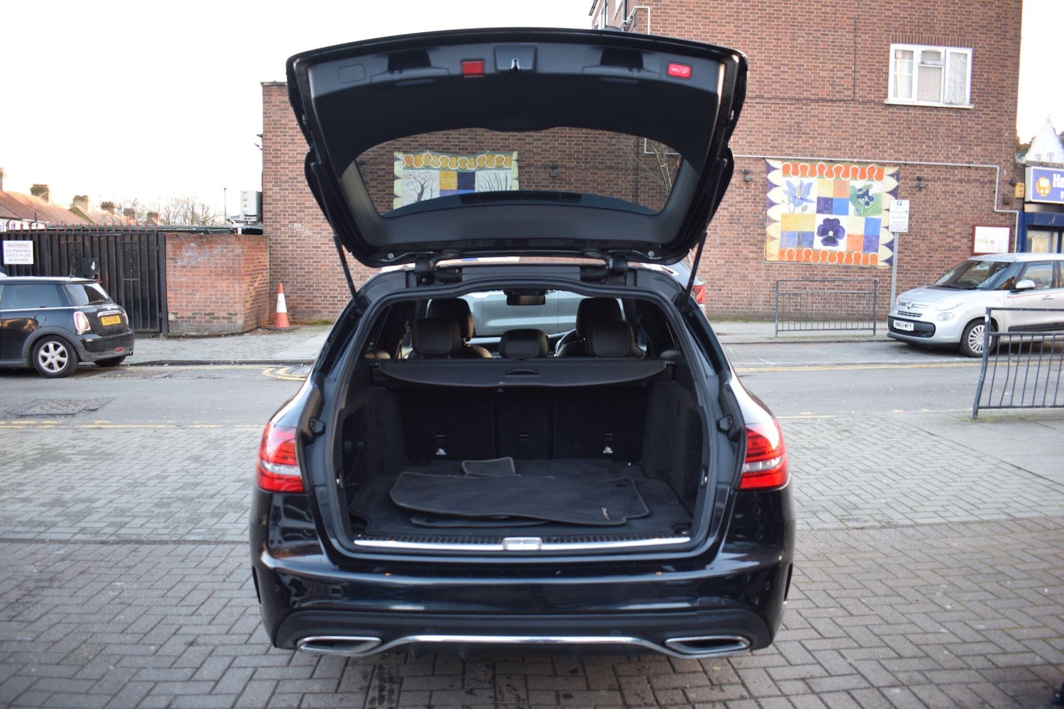 Used Mercedes-Benz C Class for sale - 77267777: Photo 39