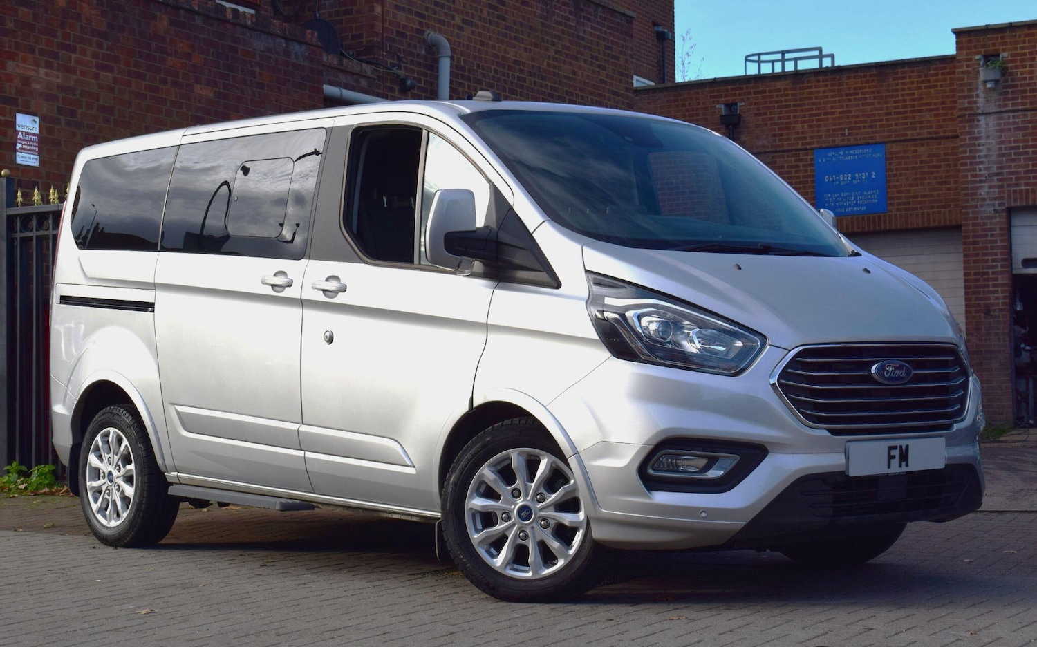 Used Ford Tourneo Custom 2023 for sale - 76388288: Photo 3