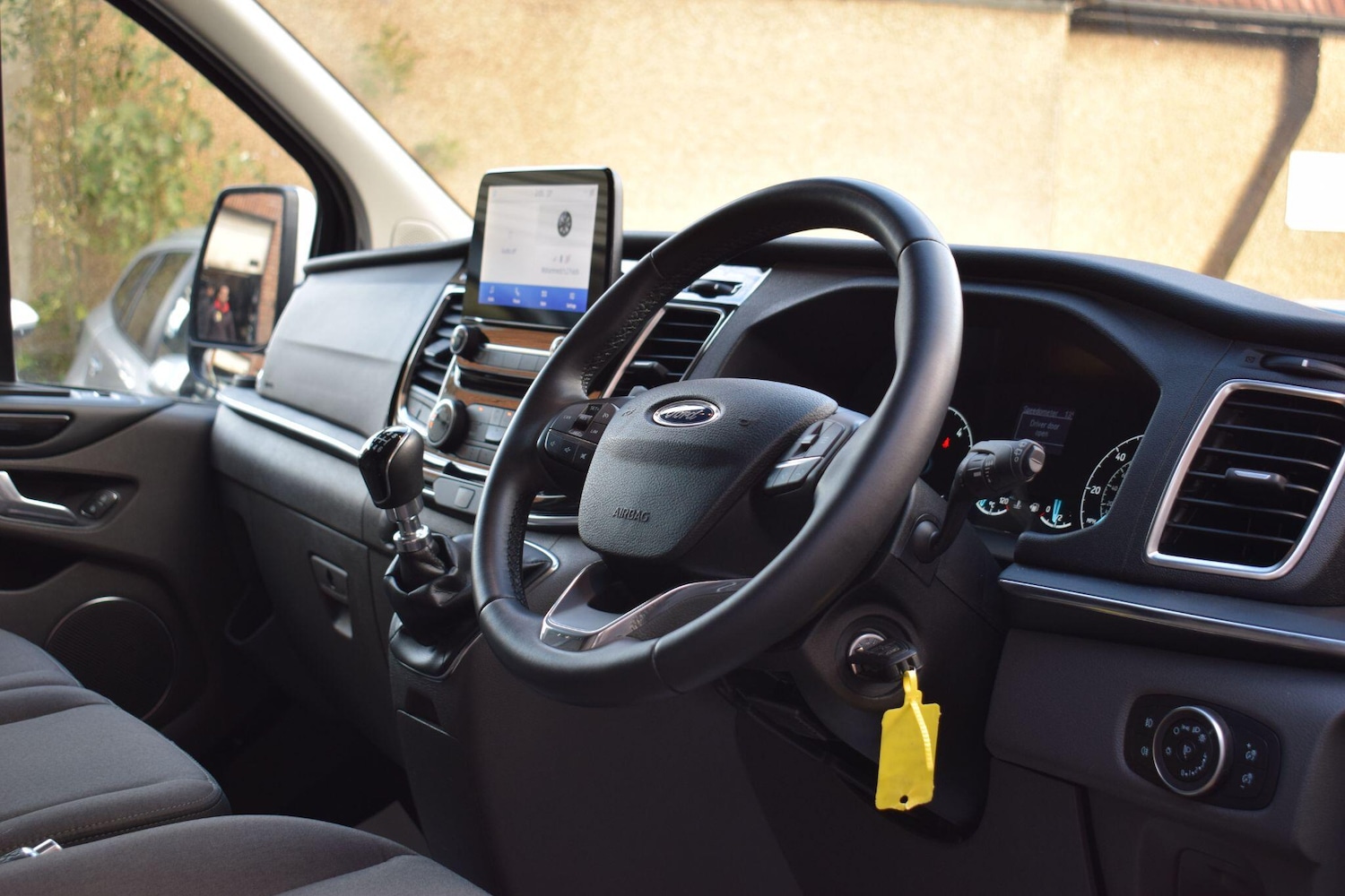 Used Ford Tourneo Custom 2023 for sale - 76388288: Photo 5