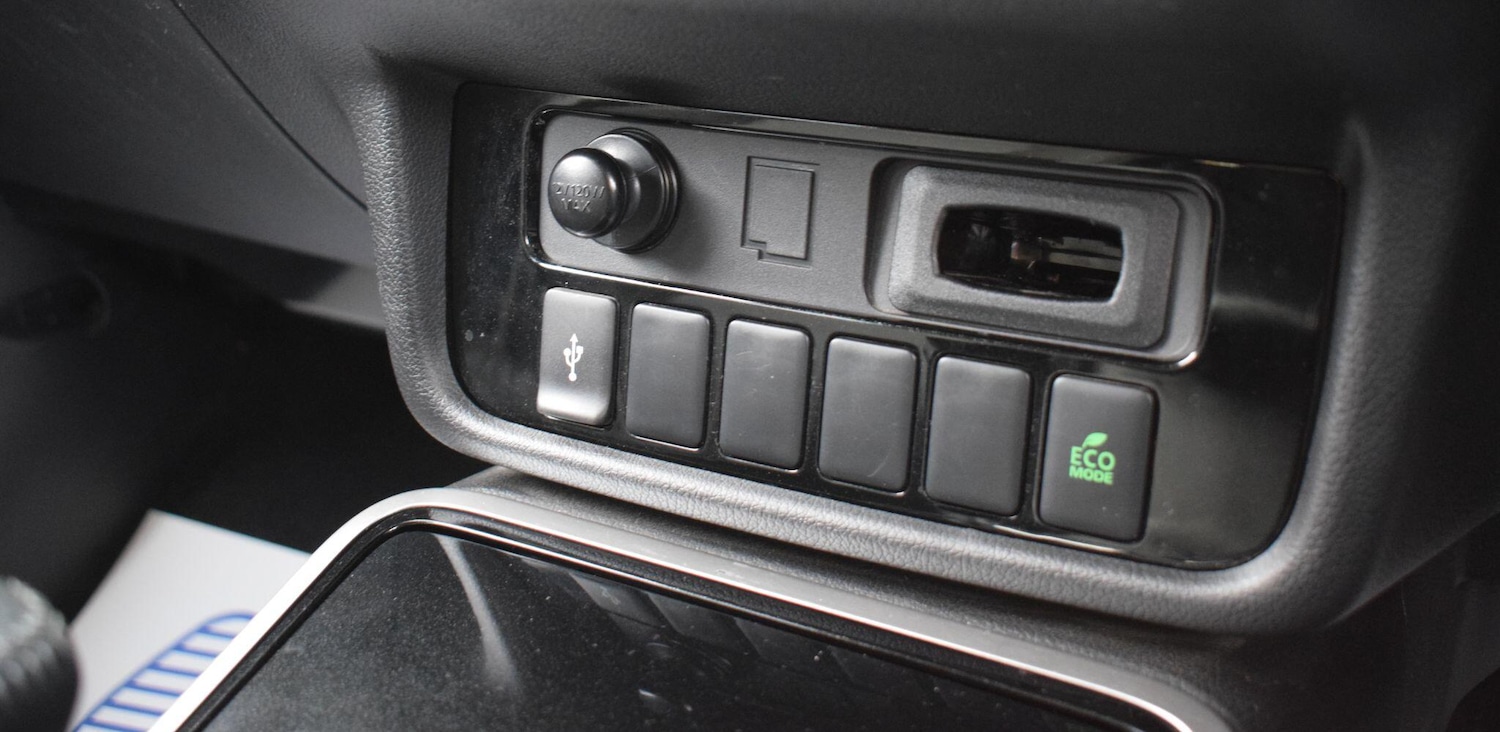 Used Mitsubishi Outlander 2020 for sale - 76832584: Photo 32