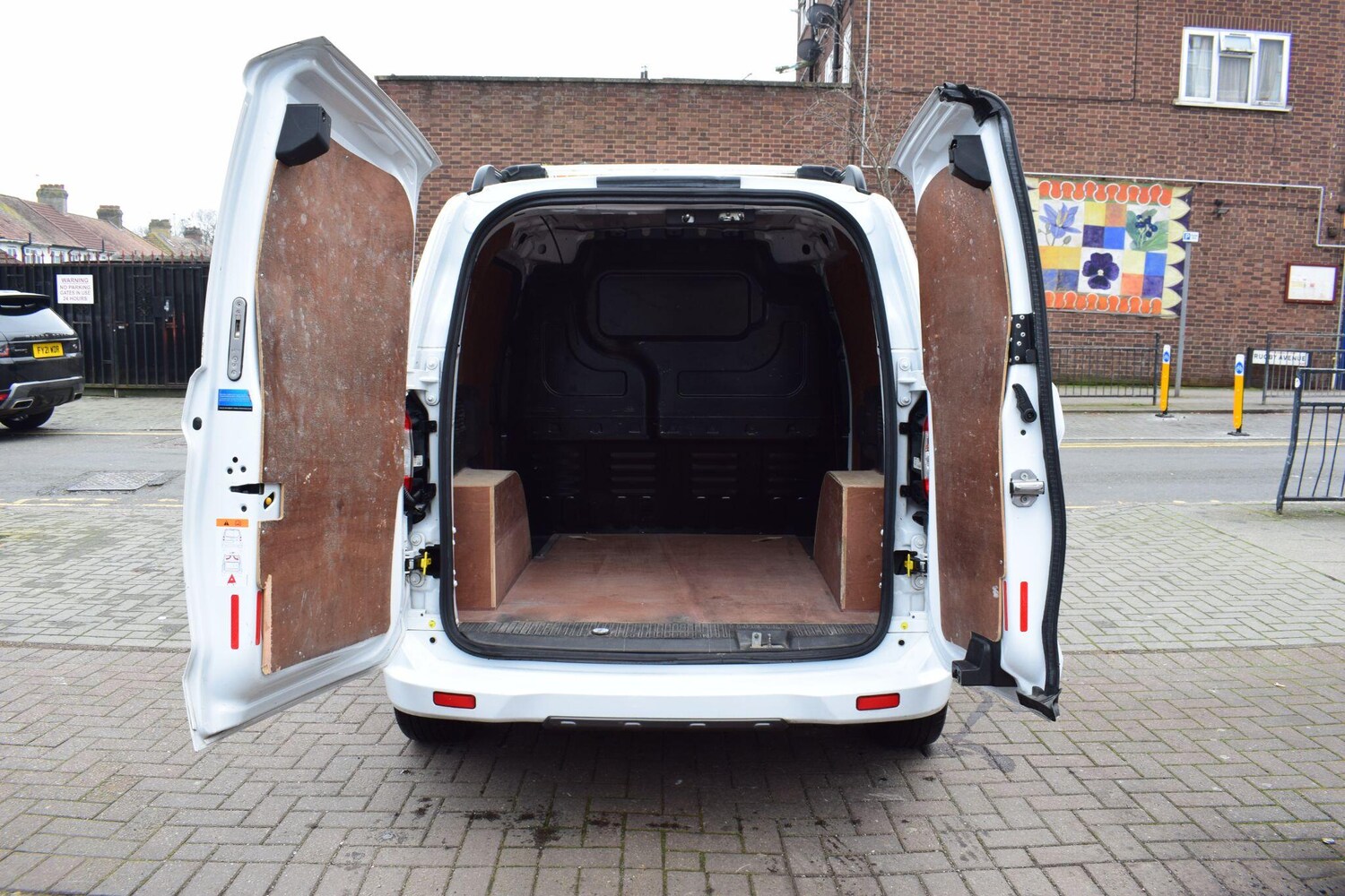 Used Ford Transit Courier for sale - 77807838: Photo 18