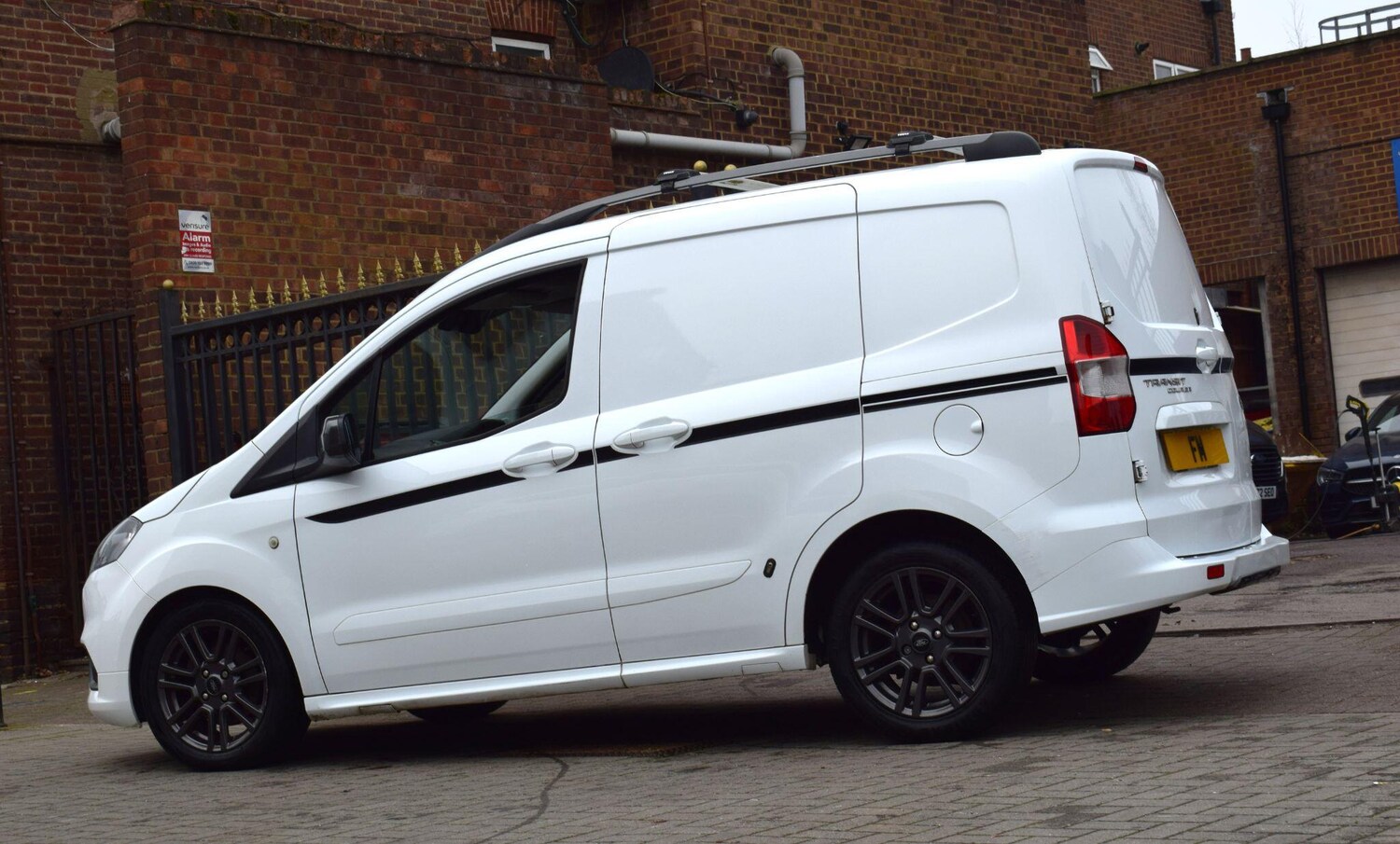 Used Ford Transit Courier for sale - 77807838: Photo 38