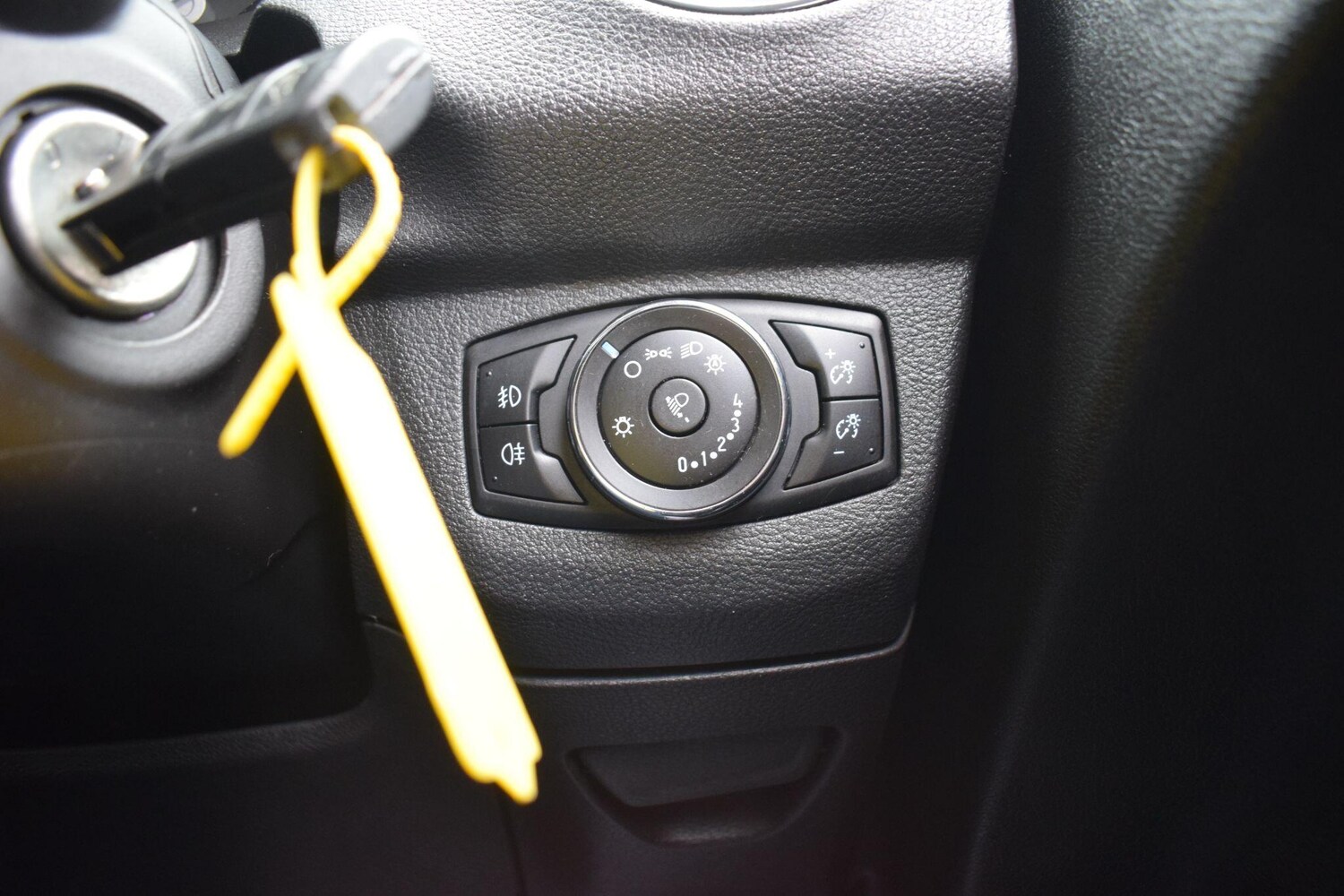 Used Ford Transit Courier for sale - 77807838: Photo 42