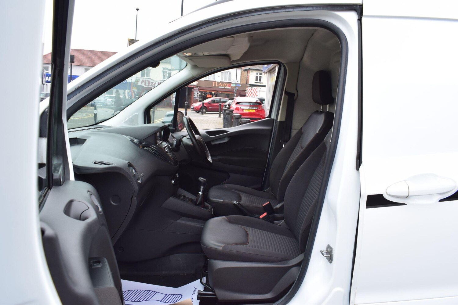 Used Ford Transit Courier for sale - 77807838: Photo 8