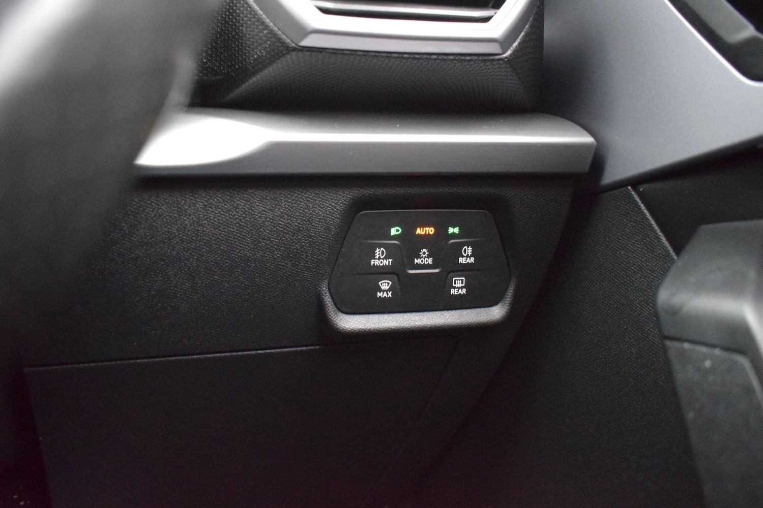 Used SEAT Leon 2020 for sale - 77633676: Photo 21