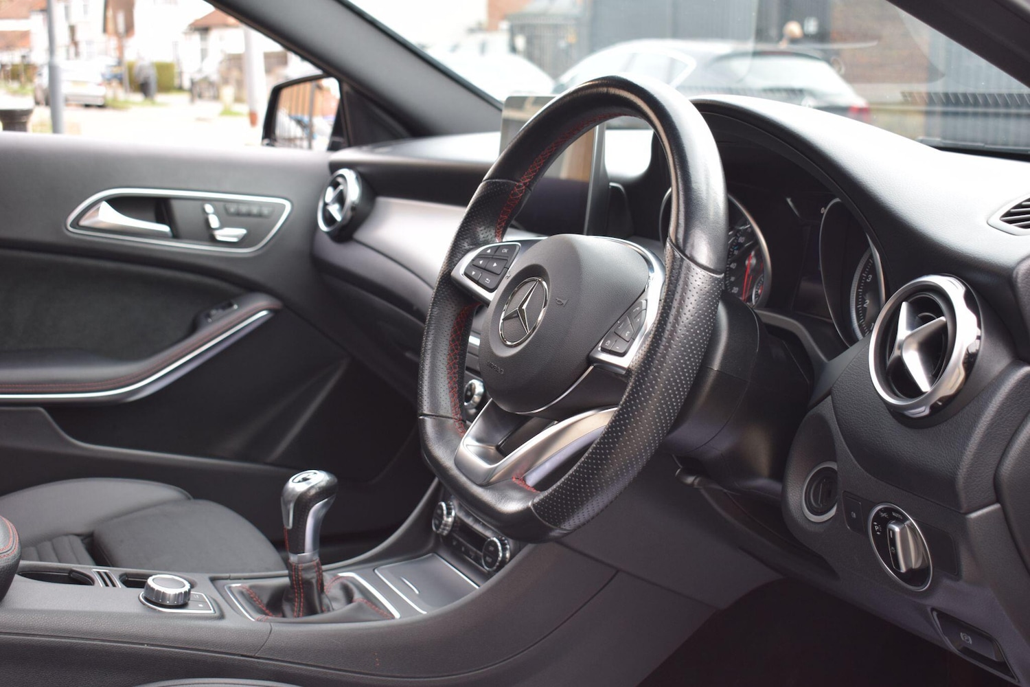 Used Mercedes-Benz GLA 2019 for sale - 77633169: Photo 5