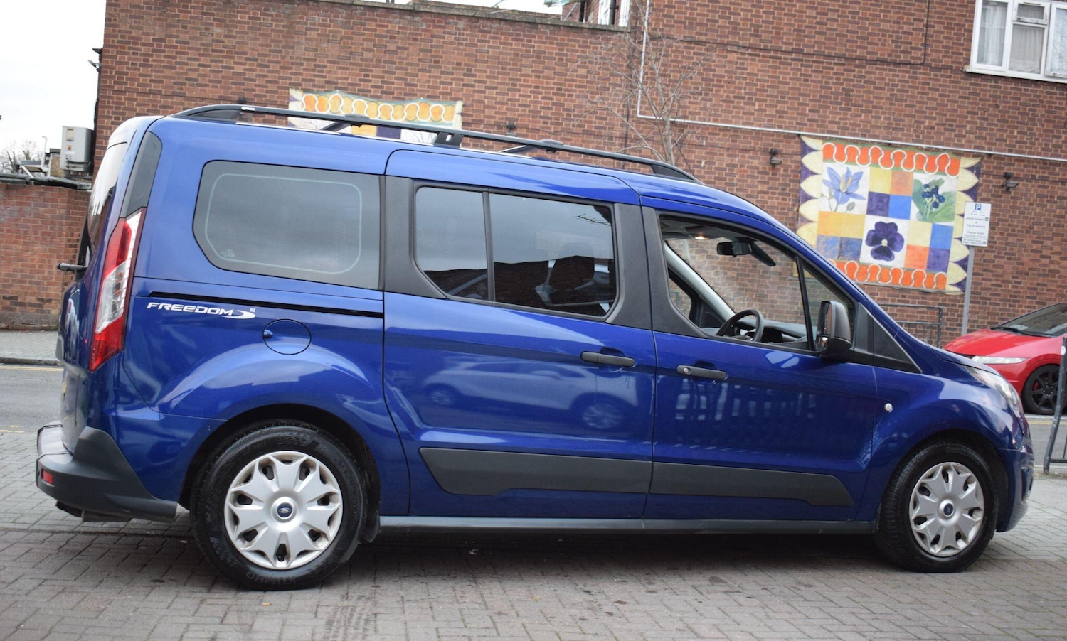 Used Ford Grand Tourneo Connect 2018 for sale - 77057373: Photo 16