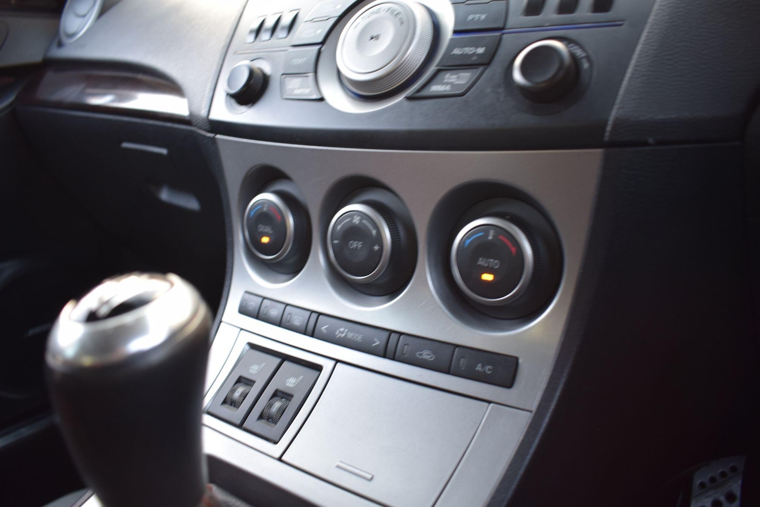 Used Mazda Mazda3 2009 for sale - 76585201: Photo 36