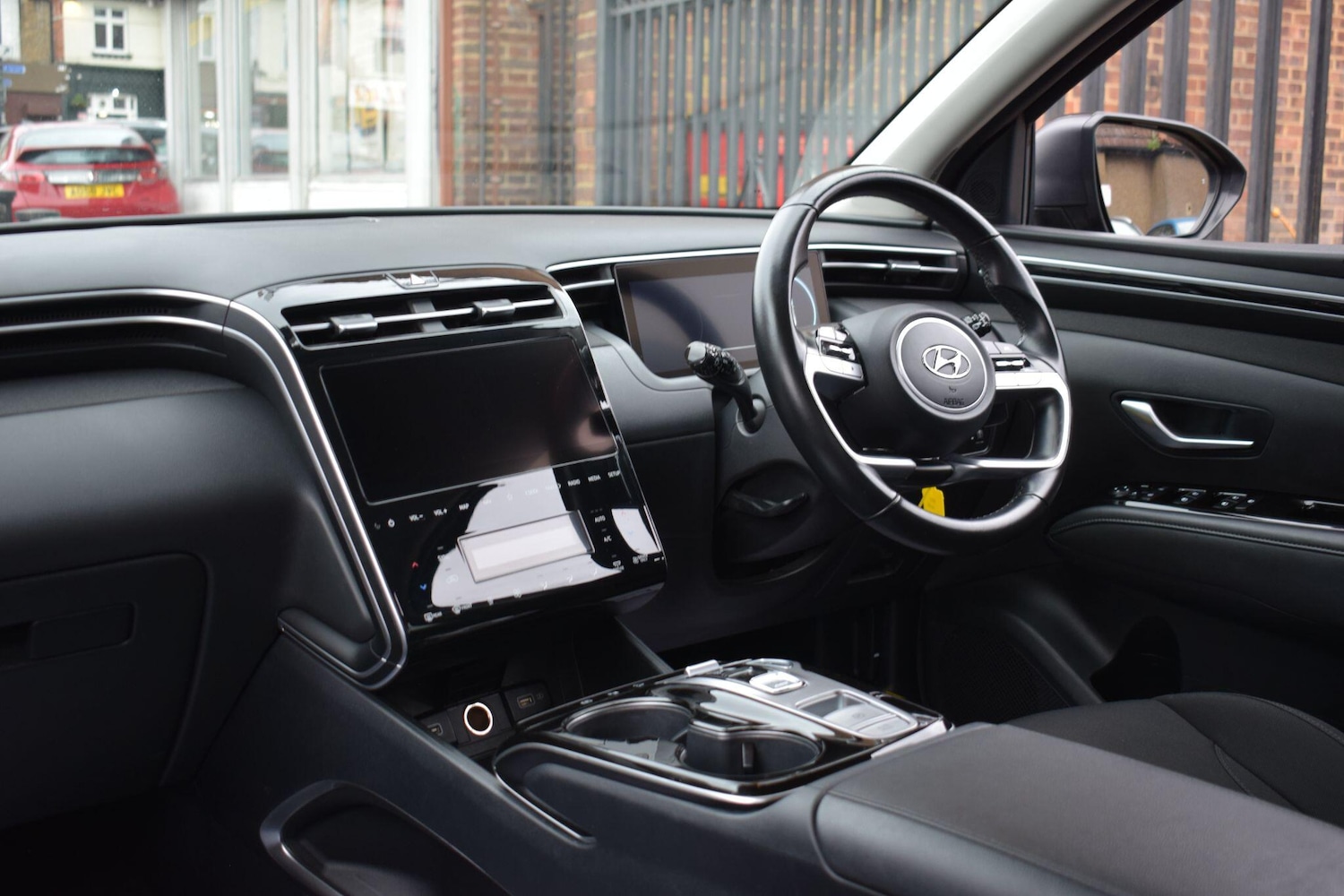 Used Hyundai TUCSON for sale - 77853089: Photo 2